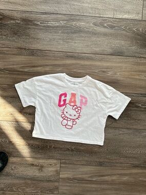 🌞Sale 3 for $15 GAP White Tee with Pink Hello Kitty and Logo